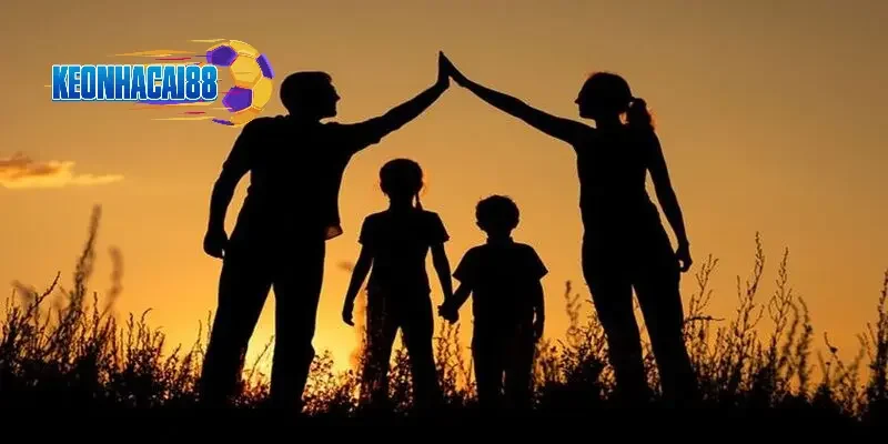 Desire Doué phát triển tài năng từ tuổi thơ tại Rennes, Pháp